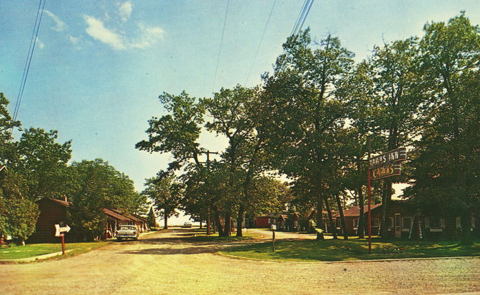 Tawas Inn & Resort - Vintage Postcard (newer photo)